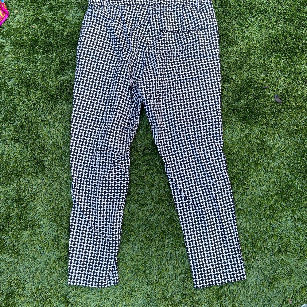 Black and white Mod pant